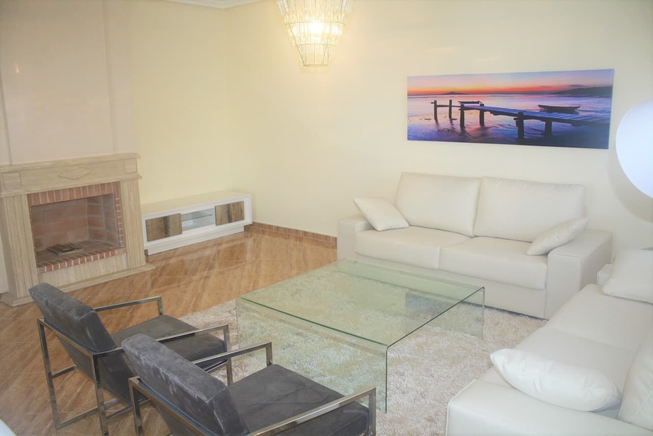 3 bed Detached Villa in Los Altos