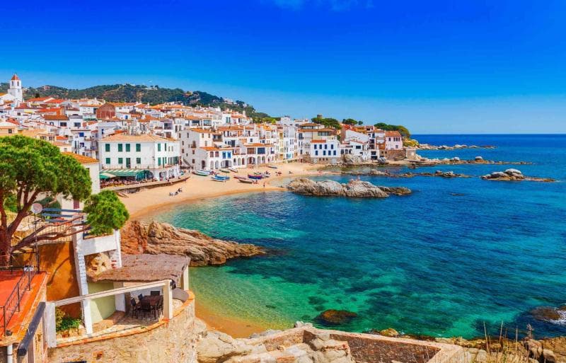 Andalucía Emerges as a Safe-Haven Destination as Flight Bookings Surge in 2026