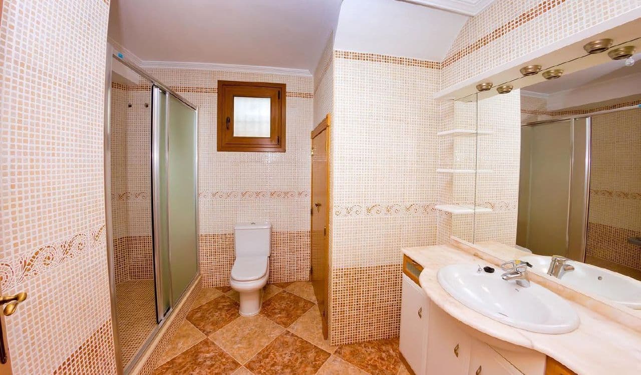 2 bed Townhouse in Los Altos