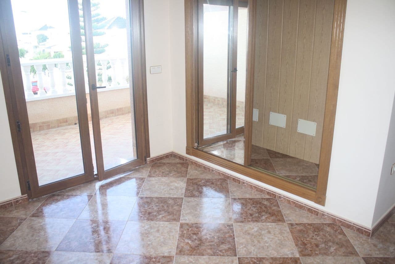 2 bed Townhouse in Los Altos
