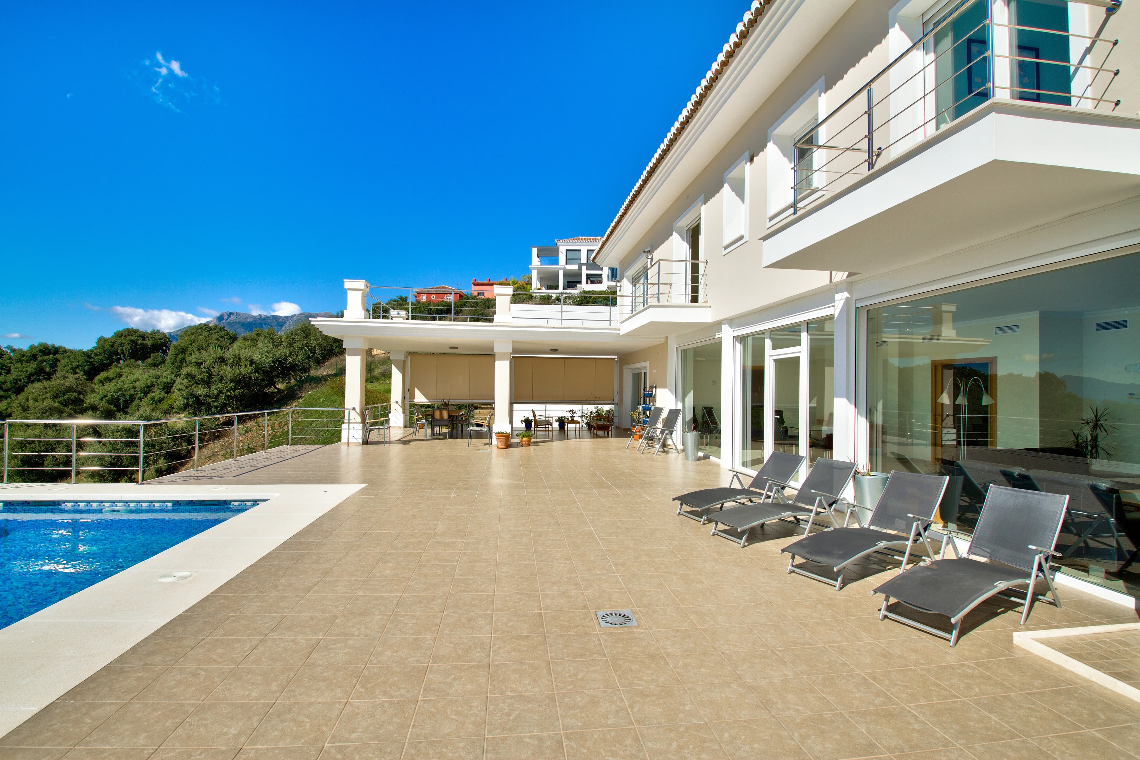 5 bed Detached Villa in Los Monteros