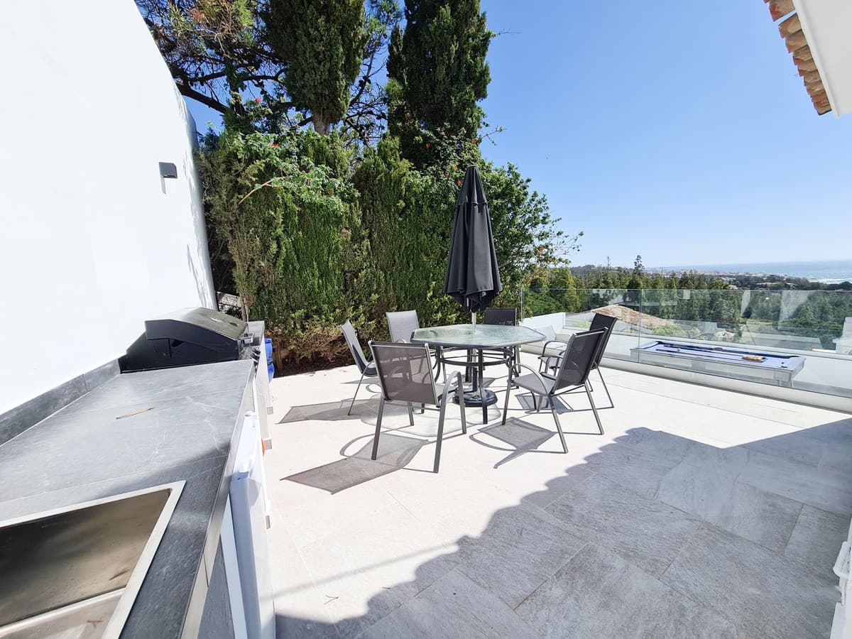 5 bed Detached Villa in La Cala de Mijas