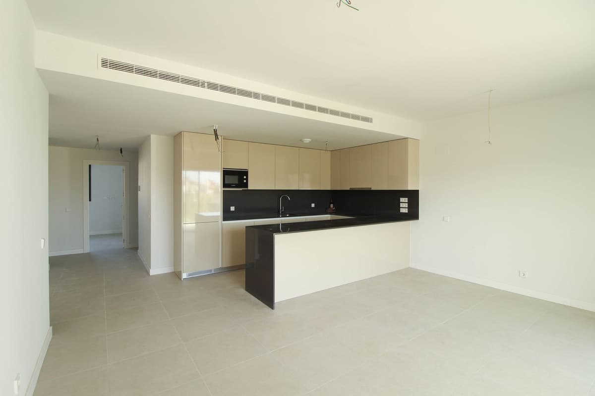 2 bed Middle Floor Apartment in La Cala de Mijas